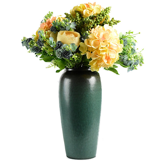 Mű hortenzia világoskék virágok  türkiz vázával